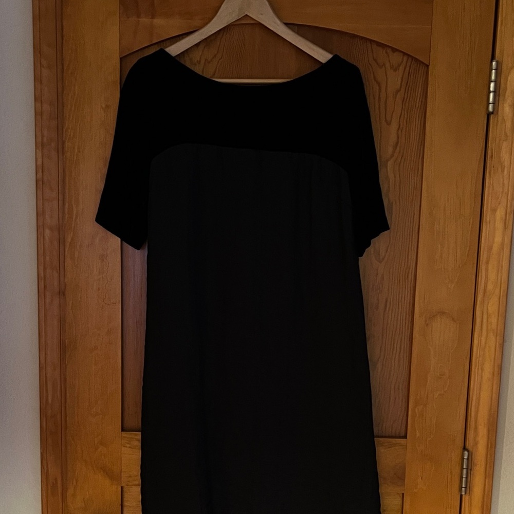 Elegant Black Midi Dress